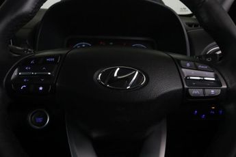 Hyundai KONA 39kWh Premium Auto 5dr (10.5kW Charger)