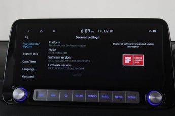 Hyundai KONA 39kWh Premium Auto 5dr (10.5kW Charger)