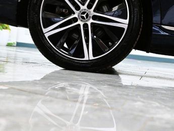 MERCEDES-BENZ C-CLASS 2.0 C220d Sport Saloon 4dr Diesel G-Tronic+ Euro 6 (s/s) (194 ps