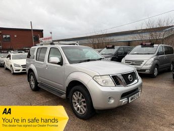 Nissan Pathfinder 2.5 dCi Tekna Auto 4WD Euro 4 5dr