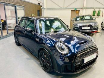 MINI Hatch 2.0 Cooper S Sport Steptronic Euro 6 (s/s) 5dr