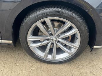 Volkswagen Passat 2.0 TDI BlueMotion Tech GT DSG Euro 6 (s/s) 5dr