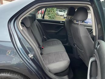 Volkswagen Jetta 1.9 TDI SE DSG Euro 4 4dr