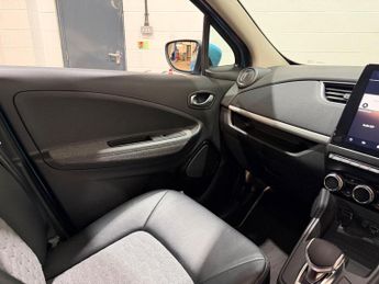 Renault Zoe R135 52kWh GT Line Auto 5dr (i, Rapid Charge)