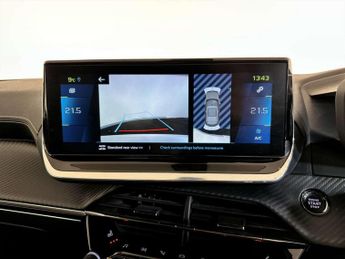 Peugeot E-2008 50kWh GT SUV 5dr Electric Auto (136 ps)