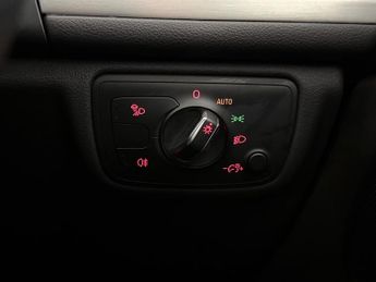 Audi A6 Saloon 2.0 TDI ultra S line S Tronic Euro 6 (s/s) 4dr