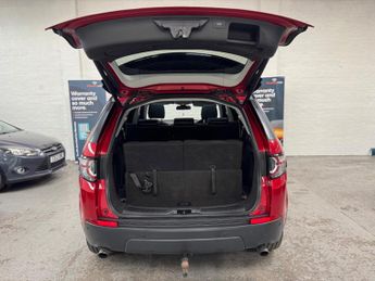 Land Rover Discovery Sport 2.0 TD4 HSE Black Auto 4WD Euro 6 (s/s) 5dr