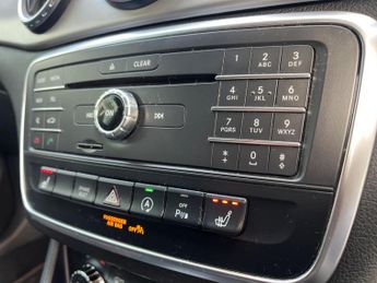 Mercedes-Benz GLA 2.1 GLA200d AMG Line (Premium) 7G-DCT Euro 6 (s/s) 5dr