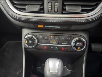 Ford Fiesta 1.0T EcoBoost Vignale Auto Euro 6 (s/s) 5dr