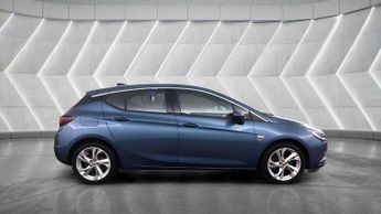 Vauxhall Astra 1.6 CDTi BlueInjection SRi Nav Auto Euro 6 5dr