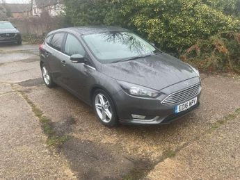 Ford Focus 1.0T EcoBoost Titanium Auto Euro 6 (s/s) 5dr