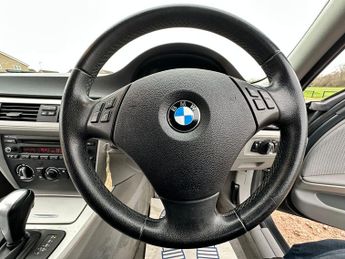 BMW 3 Series 2.0 318i ES Steptronic Euro 5 4dr