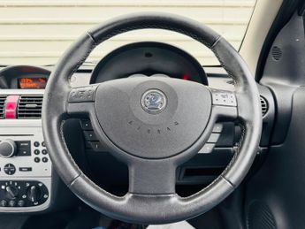 Vauxhall Corsa 1.2i 16v Design 3dr (a/c)