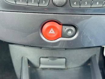 Renault Clio 1.2 I-Music Euro 5 3dr