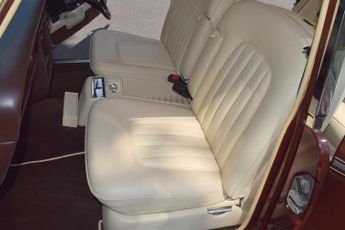 Rolls-Royce Silver Wraith 6.8 II 4dr