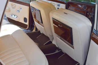 Rolls-Royce Silver Wraith 6.8 II 4dr