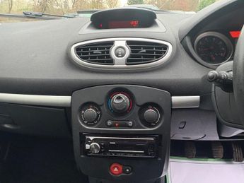 Renault Clio 1.2 TCe 16v Dynamique 3dr