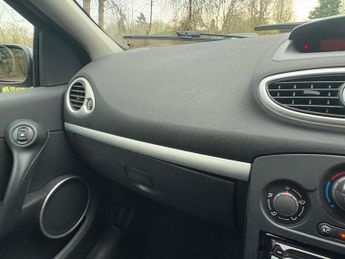 Renault Clio 1.2 TCe 16v Dynamique 3dr