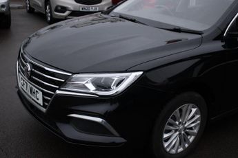 MG MG5 61.1kWh Excite Long Range Auto 5dr