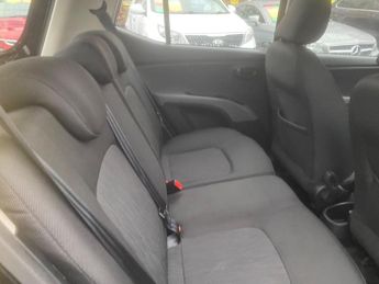 Hyundai i10 1.2 Active Auto Euro 5 5dr