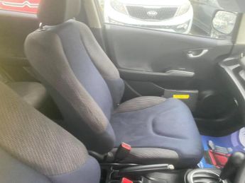 Honda Jazz 1.4 i-VTEC ES CVT Euro 5 5dr