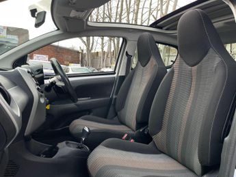 Peugeot 108 1.0 VTi Active Top! 2 Tronic Euro 5 5dr