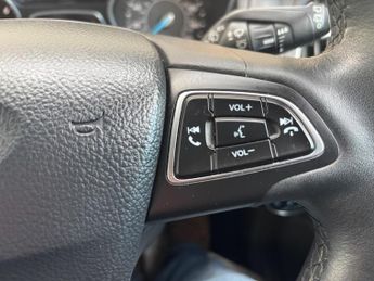 Ford Focus 1.5T EcoBoost Titanium Auto Euro 6 (s/s) 5dr