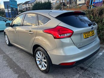 Ford Focus 1.5T EcoBoost Titanium Auto Euro 6 (s/s) 5dr