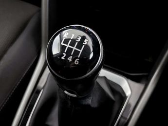 Volkswagen T-Roc 1.0 TSI GPF SE SUV 5dr Petrol Manual Euro 6 (s/s) (115 ps)