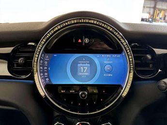 MINI Electric Hatch Cooper SE 32.6kWh Level 2 Hatchback 3dr Electric Auto (184 ps)