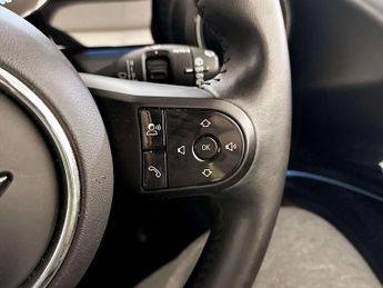 MINI Electric Hatch Cooper SE 32.6kWh Level 2 Hatchback 3dr Electric Auto (184 ps)
