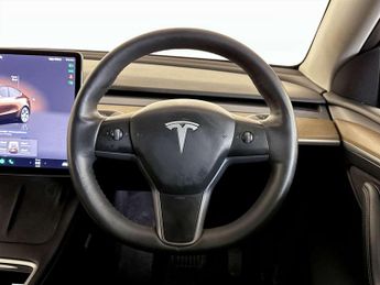 Tesla Model Y (Dual Motor) Long Range SUV 5dr Electric Auto 4WDE (384 bhp)