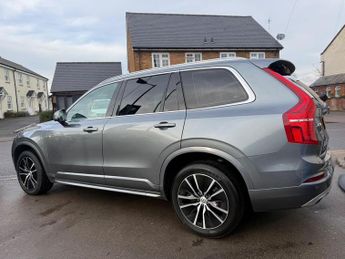 Volvo XC90 2.0 B5 MHEV Momentum Auto 4WD Euro 6 (s/s) 5dr