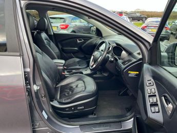 Hyundai ix35 2.0 CRDi Premium Auto 4WD Euro 5 5dr