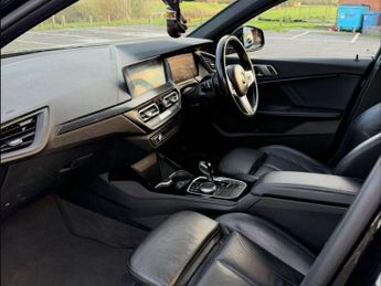 BMW 1 Series 1.5 118i M Sport (LCP) DCT Euro 6 (s/s) 5dr