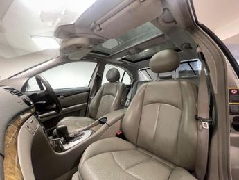 Mercedes-Benz E Class 3.2 E320 Avantgarde 4dr