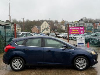 Ford Focus 1.6T EcoBoost Titanium Euro 5 (s/s) 5dr