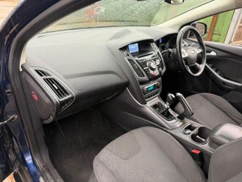 Ford Focus 1.6T EcoBoost Titanium Euro 5 (s/s) 5dr