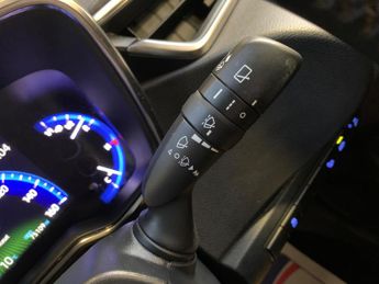 Toyota Corolla 1.8 VVT-h Icon Tech CVT Euro 6 (s/s) 5dr