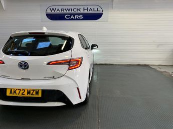 Toyota Corolla 1.8 VVT-h Icon Tech CVT Euro 6 (s/s) 5dr