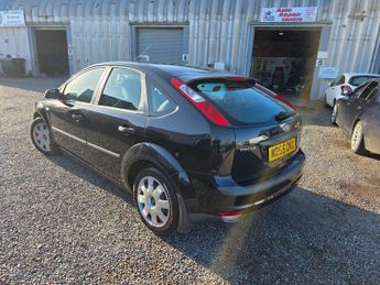Ford Focus 1.6 LX 5dr