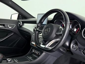 Mercedes-Benz CLA 2.0 CLA220 AMG Line Night Edition (Plus) Shooting Brake 7G-DCT 4