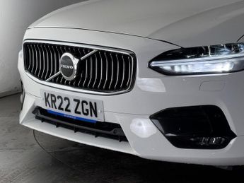 Volvo V90 Cross Country 2.0 B6 MHEV Auto AWD Euro 6 (s/s) 5dr