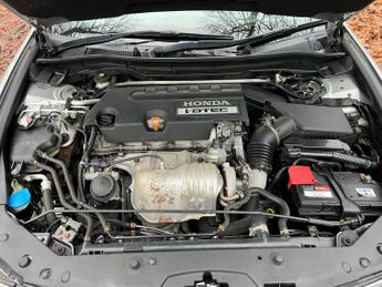 Honda Accord 2.2 i-DTEC EX Auto Euro 5 4dr