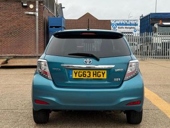 Toyota Yaris 1.5 VVT-h T Spirit CVT Euro 5 5dr
