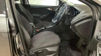 Ford Focus 1.6 Titanium Powershift Euro 6 5dr