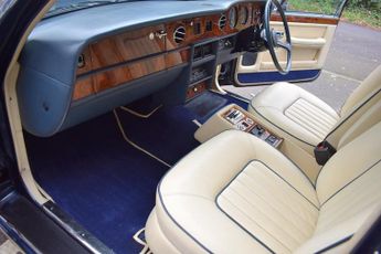 Rolls-Royce Silver Spirit 6.8 4dr