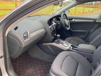 Audi A4 Avant 2.0 TFSI SE Estate 5dr Petrol S Tronic quattro Euro 5 (s/s) (211