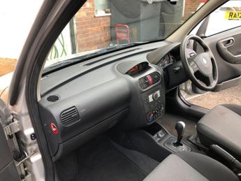Vauxhall Combo 1.3 2000 CDTi 16v Crew Van Easytronic FWD L1 H1 5dr