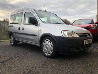 Vauxhall Combo 1.3 2000 CDTi 16v Crew Van Easytronic FWD L1 H1 5dr